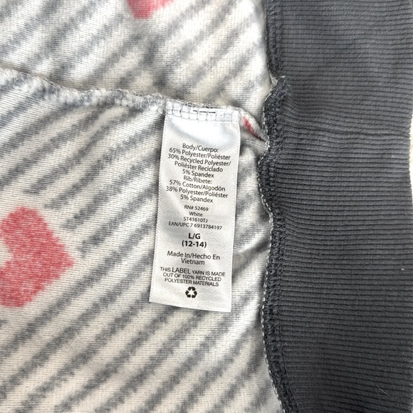 Cozy Pajama Set with Stripes & Heart Pattern - Picture 3 of 5